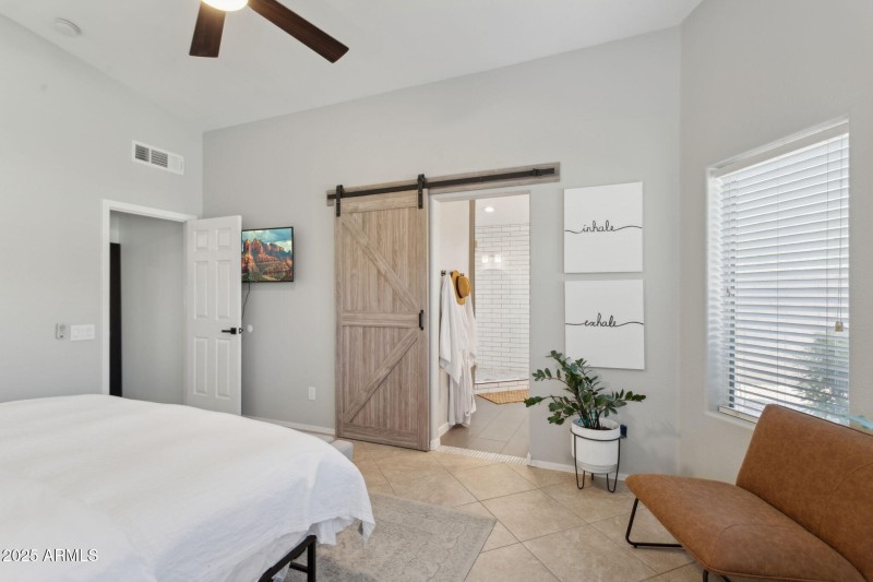 23-web-or-mls-2508-e-paraiso-dr