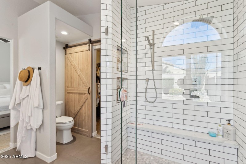 27-web-or-mls-2508-e-paraiso-dr