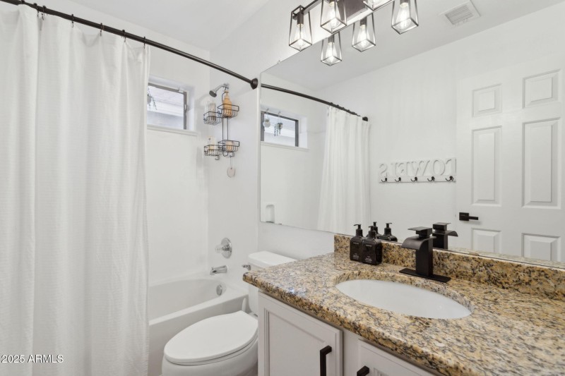 33-web-or-mls-2508-e-paraiso-dr