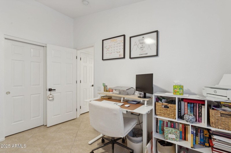 34-web-or-mls-2508-e-paraiso-dr