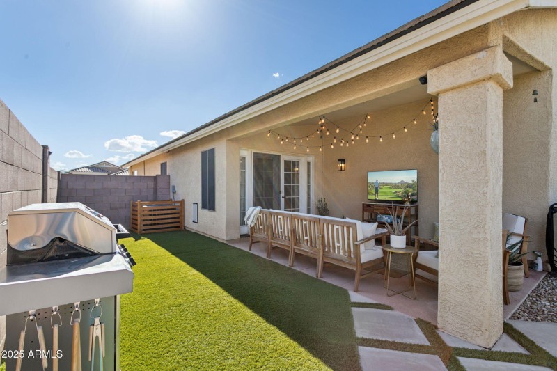 40-web-or-mls-2508-e-paraiso-dr