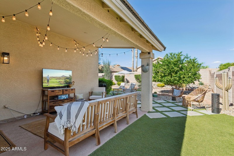 41-web-or-mls-2508-e-paraiso-dr