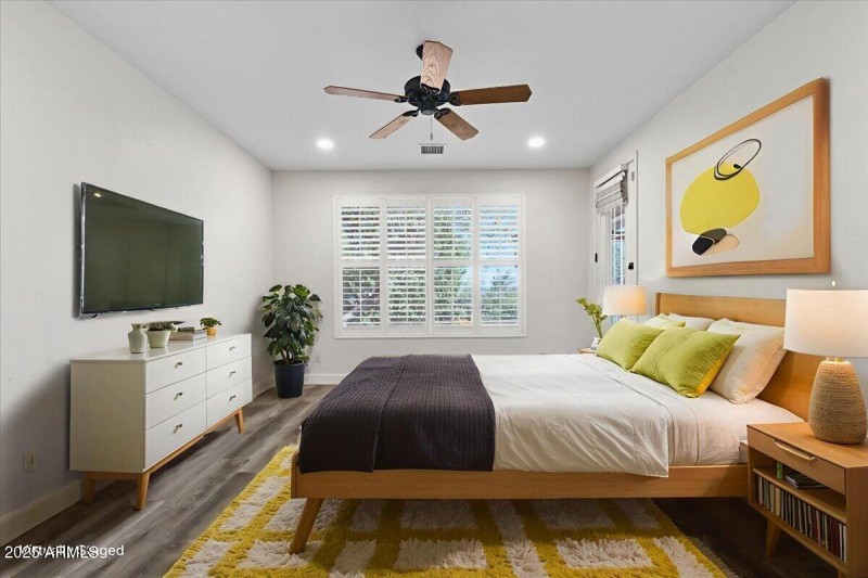 18-Primary Bedroom Virtually Staged