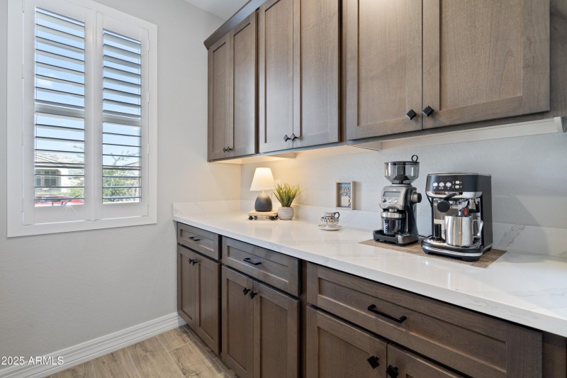 Extended coffee nook