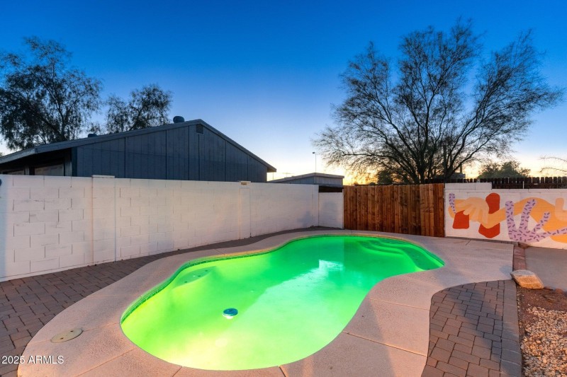 75-web-or-mls-DSC06973-HDR-Edit