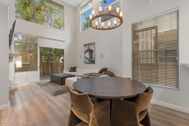 10-web-or-mls-14450-n-thompson-peak-pkwy