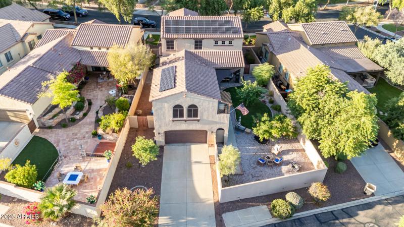 Court 20905 - Aerial Alley Solar