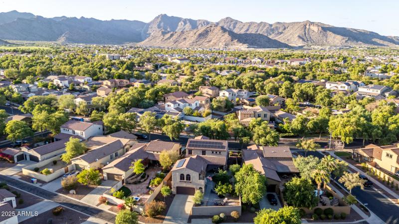 Court 20905 - Aerial Alley Straight