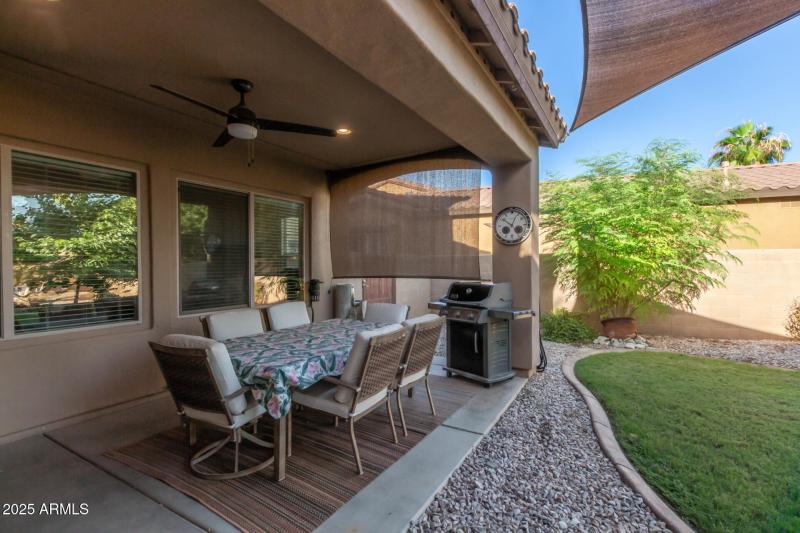 Court 20905 - Backyard Covered Patio