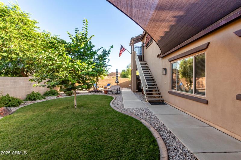 Court 20905 - Backyard to Upstairs Casit