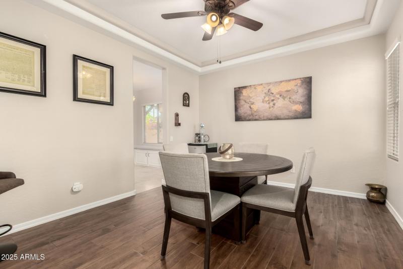 Court 20905 - Diningroom to Kitchen