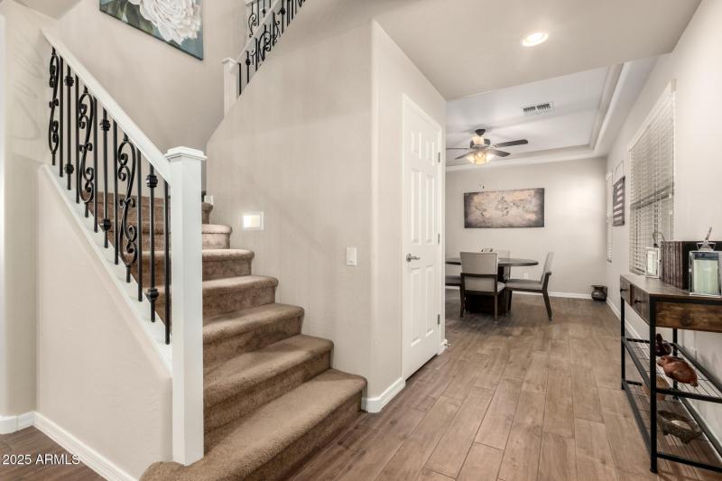 Court 20905 - Stairs