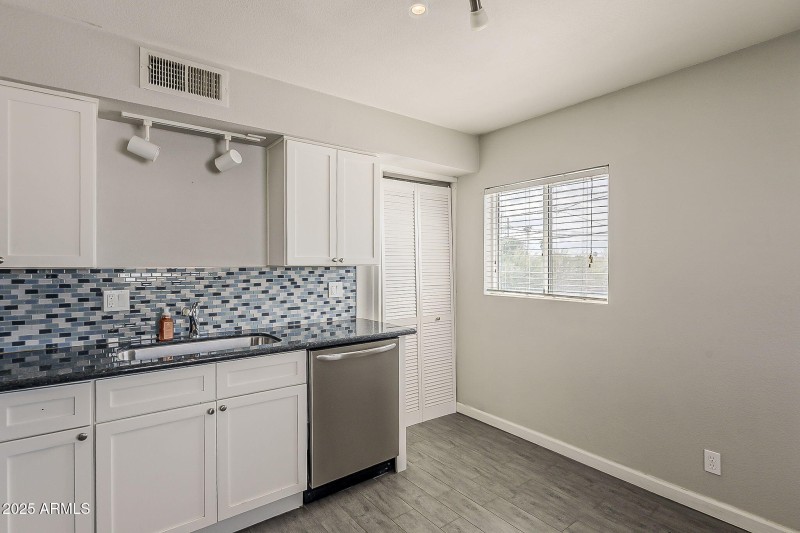 13-web-or-mls-Roanoke-13