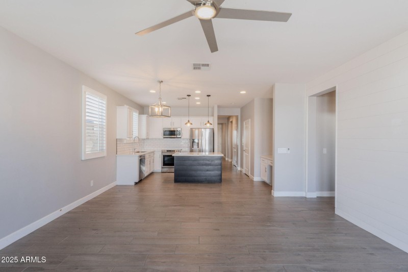 14-web-or-mls-Hazelnut-14