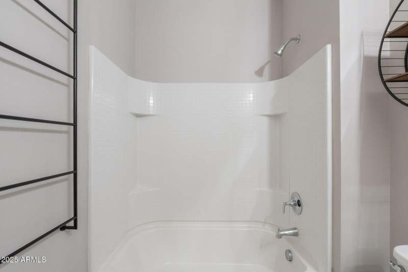 19-web-or-mls-Hazelnut-19