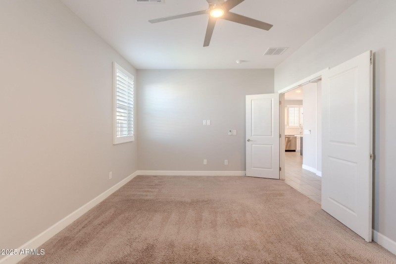 31-web-or-mls-Hazelnut-31