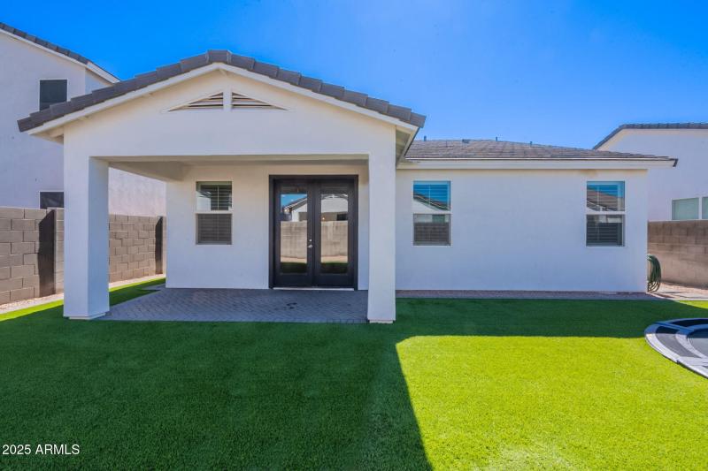 43-web-or-mls-Hazelnut-43