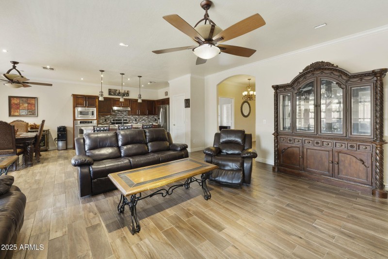 48-web-or-mls-_TM_2710