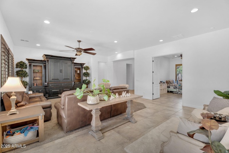 10-web-or-mls-Ivyglen-18