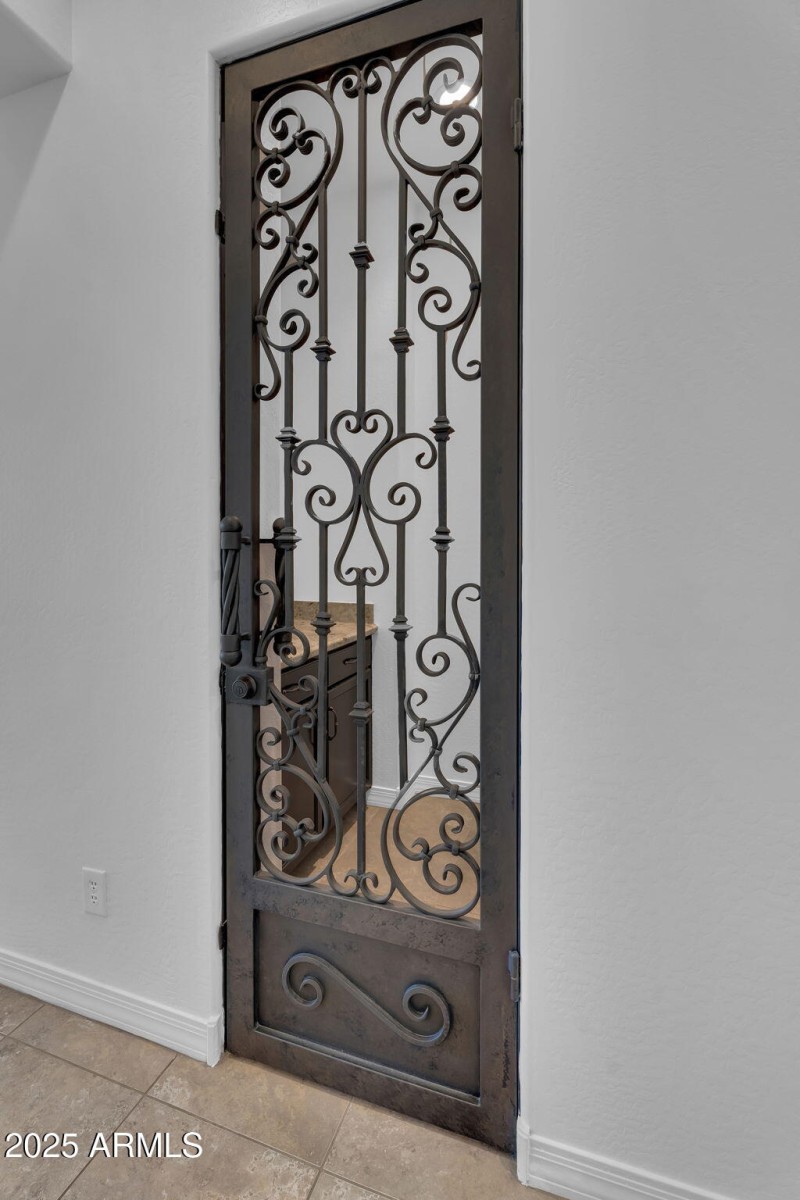 20-web-or-mls-Ivyglen-20