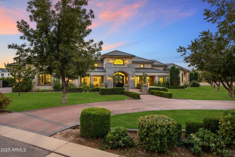 20623 E Cloud Rd-100