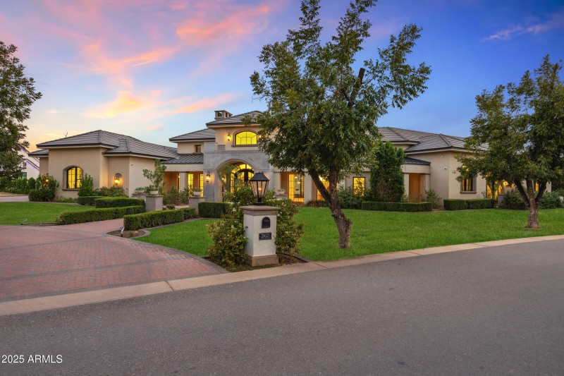 20623 E Cloud Rd-102