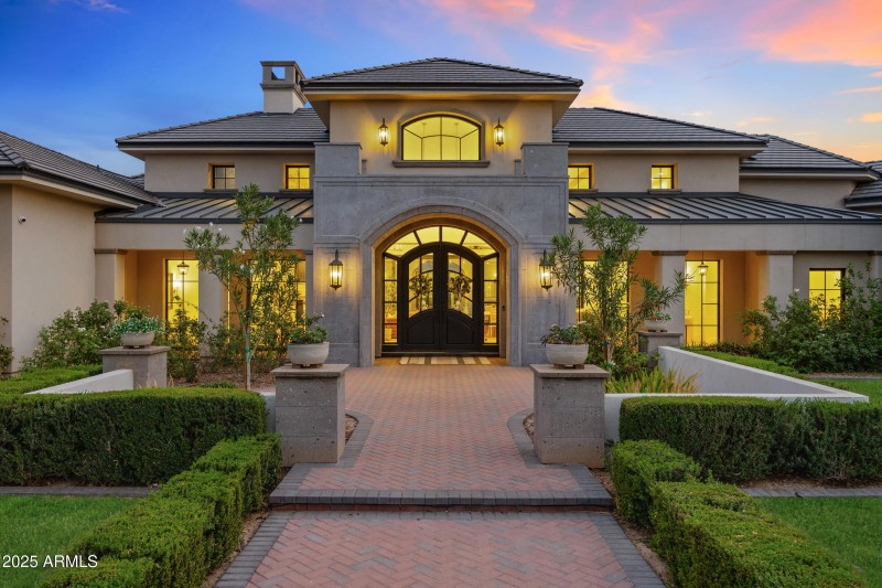 20623 E Cloud Rd-104