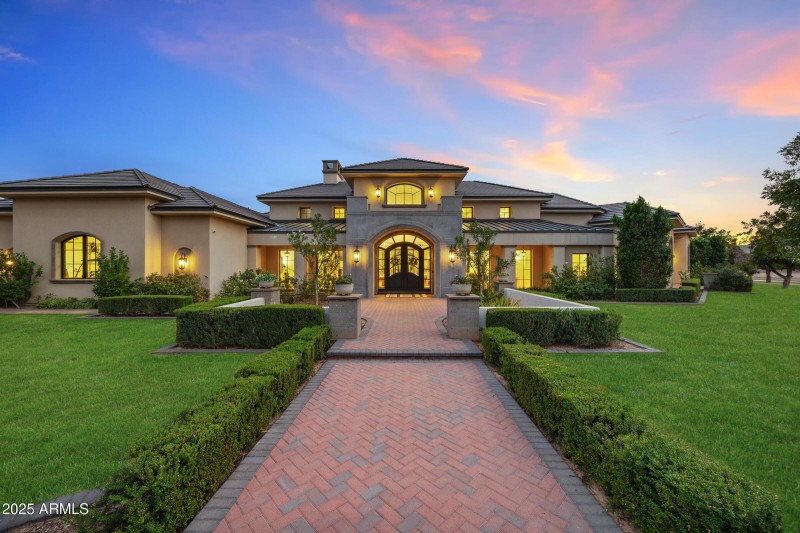 20623 E Cloud Rd-105