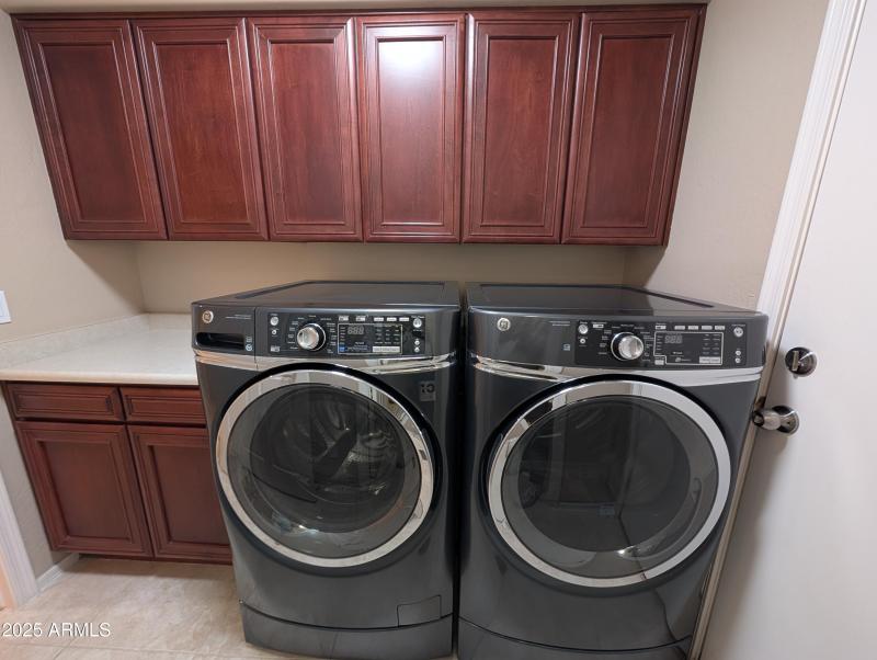 PXL_20251015_174759000