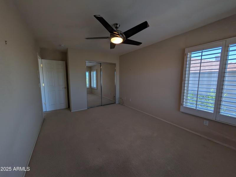 PXL_20251015_175127380