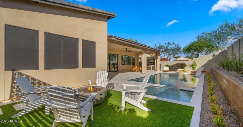 56-web-or-mls-Backyard5