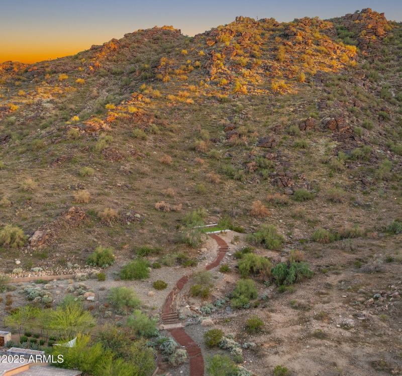 77-web-or-mls-TWILIGHT DRONE8