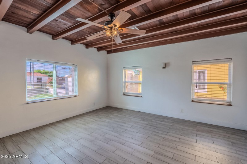 16-web-or-mls-Moreland-16