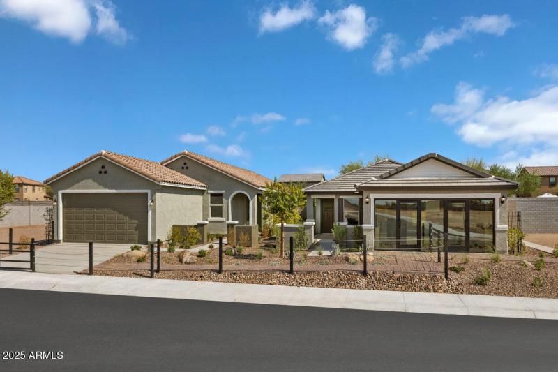 KBPHX_MagnoliaAtDesertPassage_Streetscen