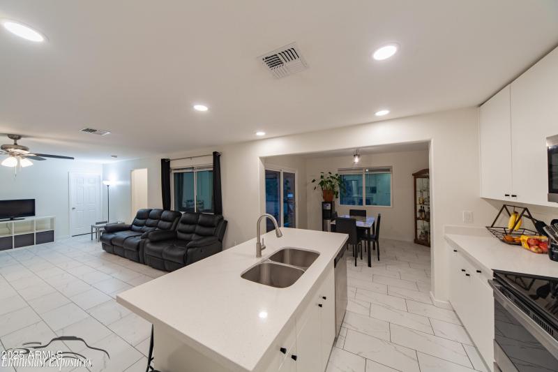 Kitchen/Dining Room/Living room