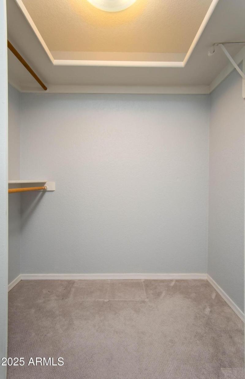 Main bedroom Walk in closet