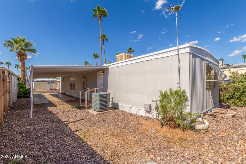 27 Cave Creek