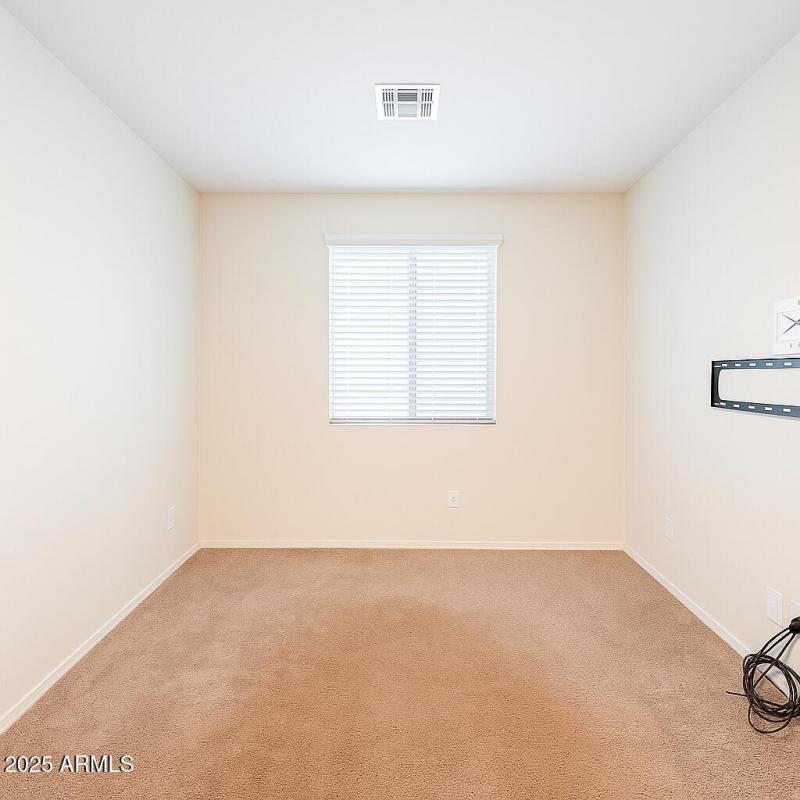 64C2FD61-5FF6-41DD-A442-5642E0173CE0