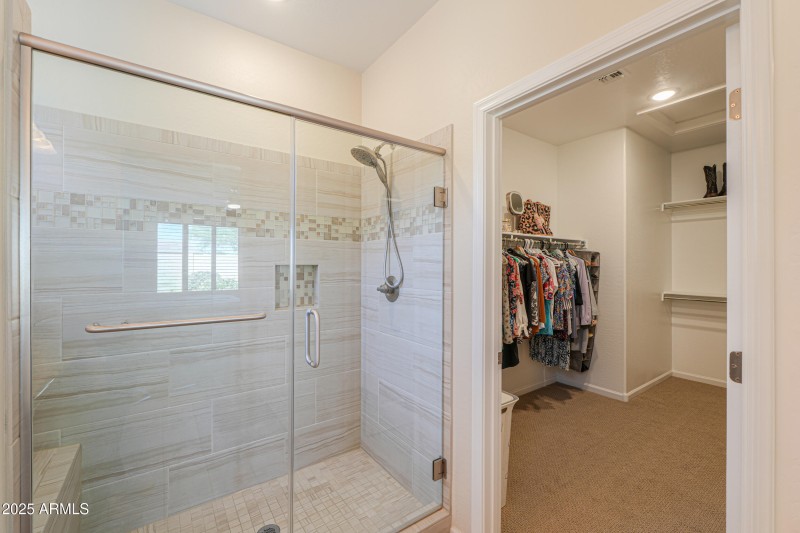 Master walk in shower