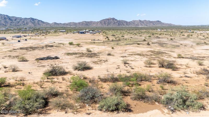 02 - Deer Trail 18300