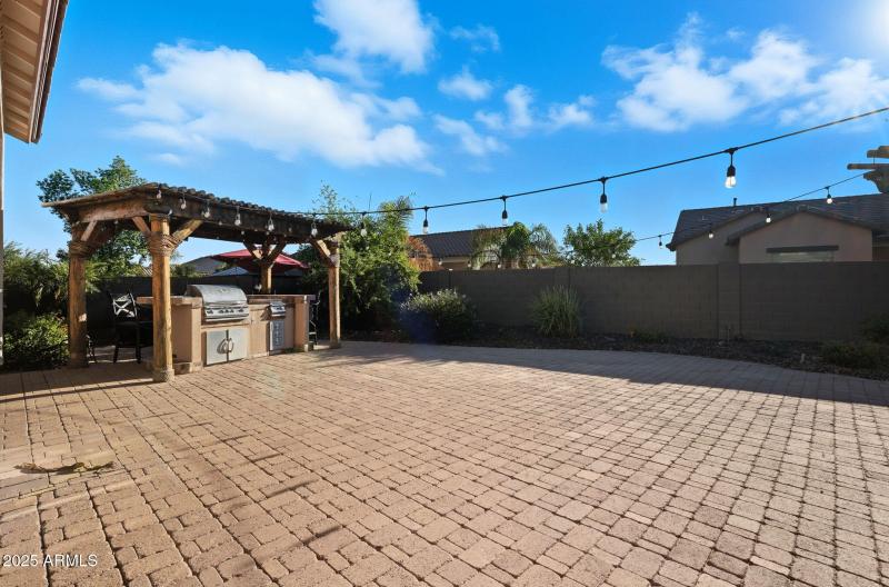 51-web-or-mls-25914 N 49th Ln Phoenix, A