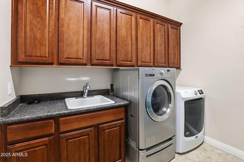 35-web-or-mls-25914 N 49th Ln Phoenix, A