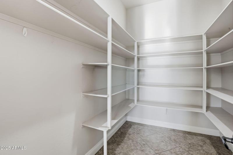 28-web-or-mls-25914 N 49th Ln Phoenix, A