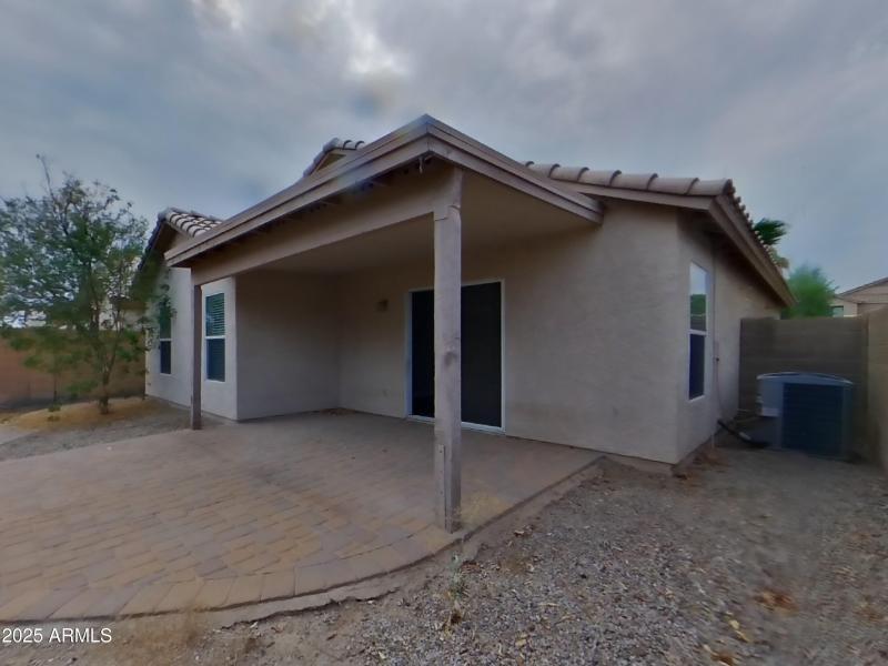 14_pc_BaMSNMuwZ8_05b6hIrMNh_center_0