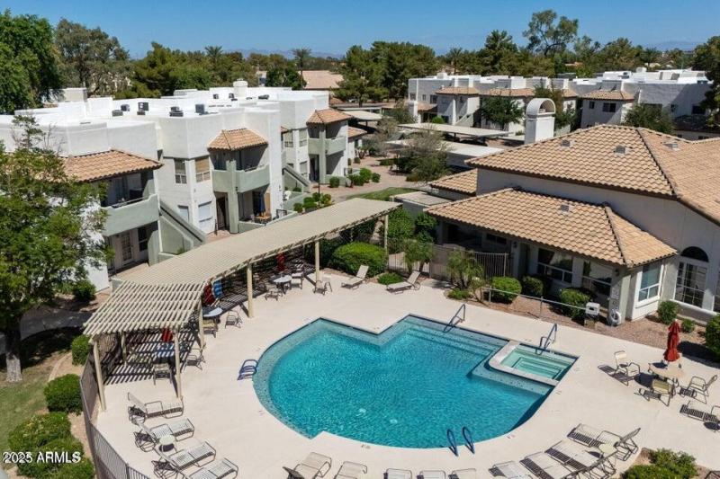 Anderson Springs 4 Pool