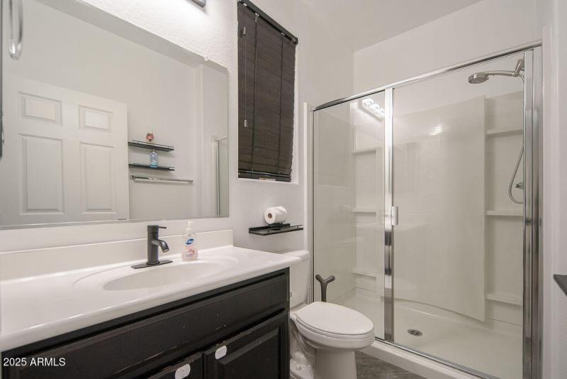 20250919_15766-W-McKinley-St_19