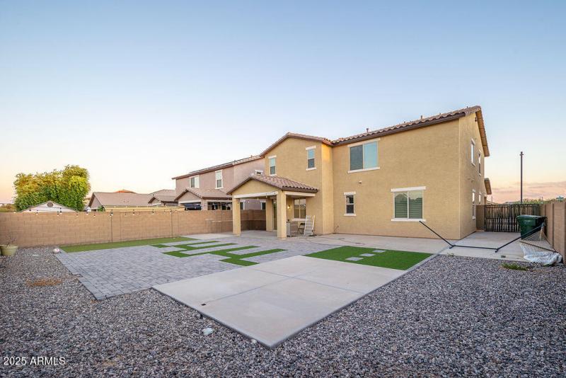 20250919_15766-W-McKinley-St_23