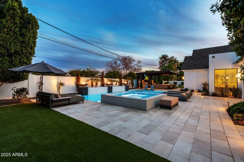 64-web-or-mls-3851-n-jokake-dr