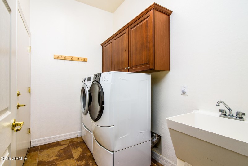 42264 W Rummy-2502-Edit