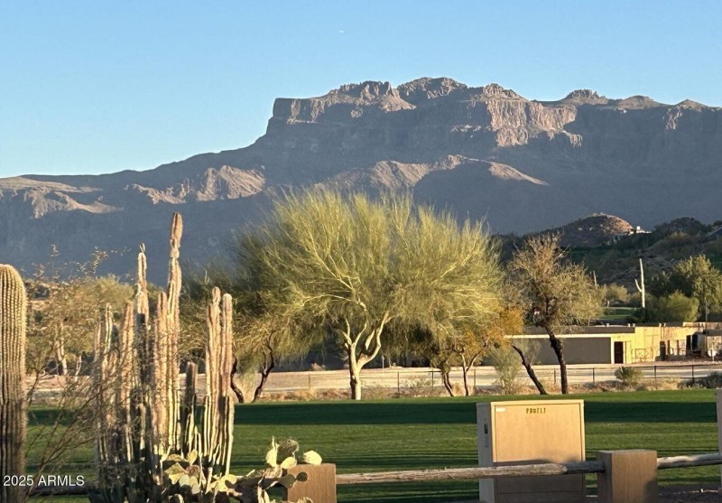 Gold Canyon Golf entrance